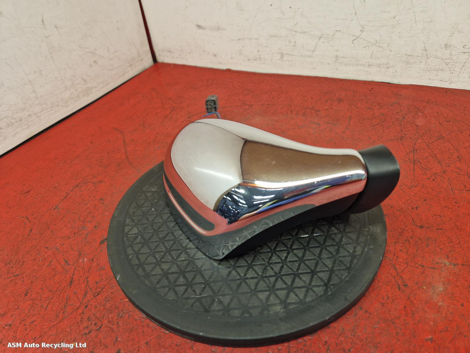 View Auto part L Door Mirror Mazda Mx5 2000