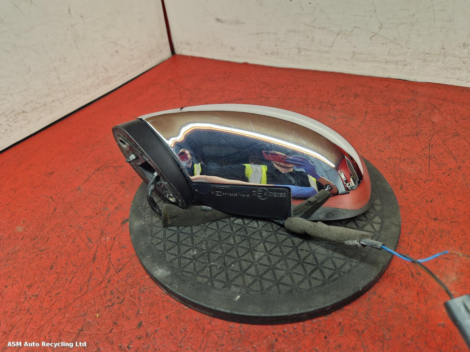 View Auto part L Door Mirror Mazda Mx5 2000