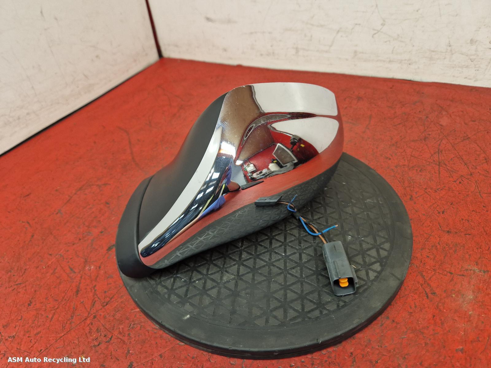 View Auto part L Door Mirror Mazda Mx5 2000