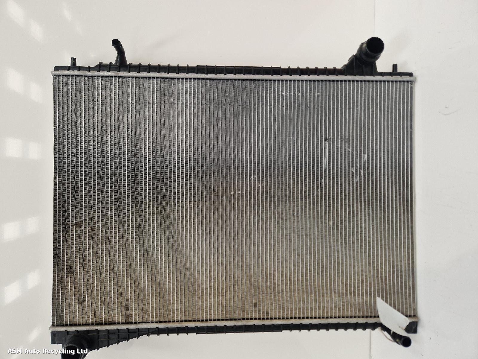 View Auto part Radiator Jaguar F-pace 2023
