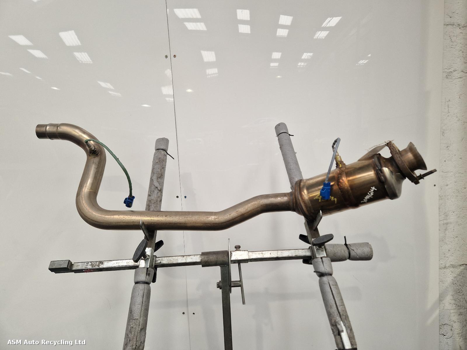 View Auto part Catalytic Converter Jaguar F-pace 2023