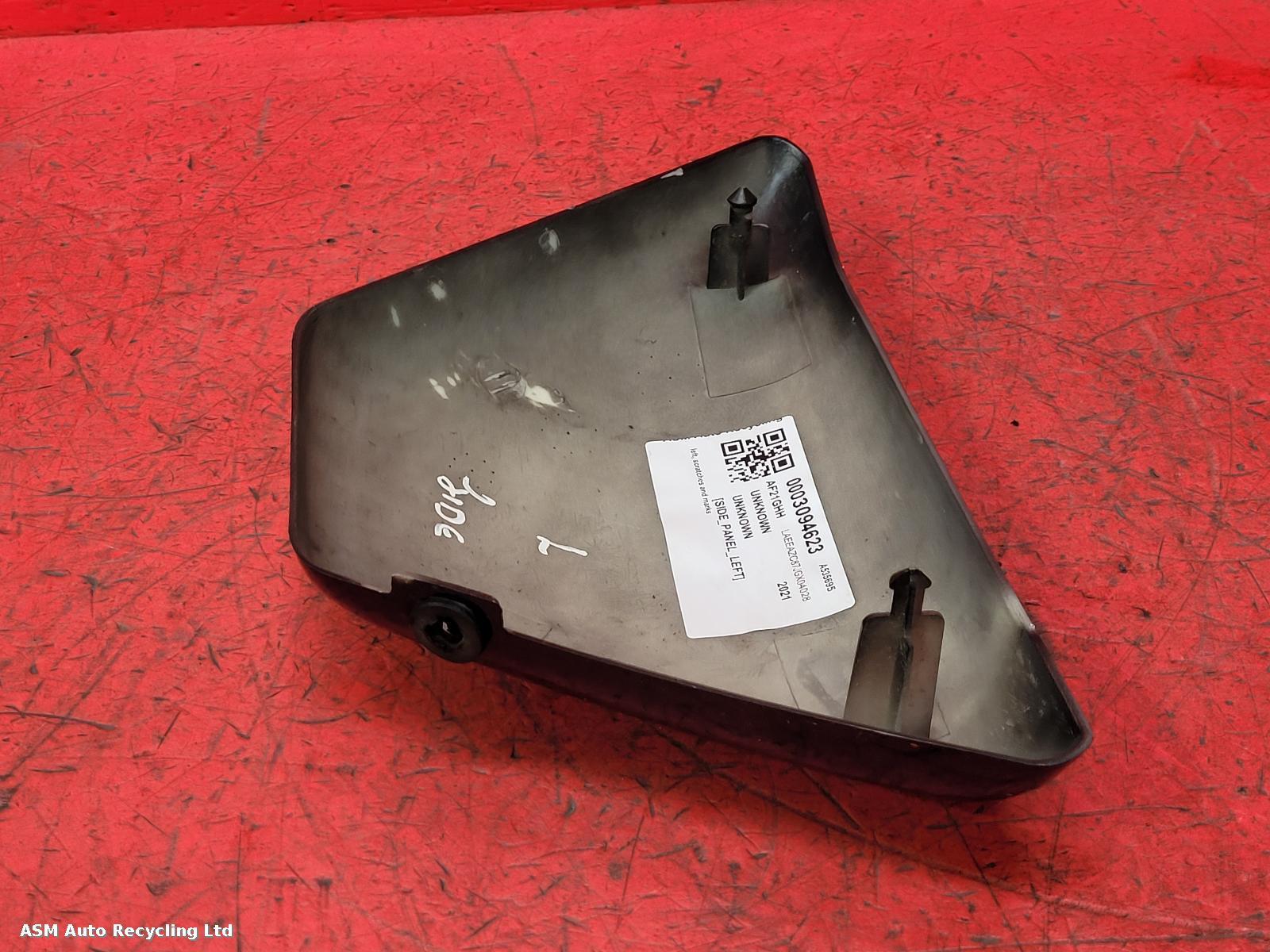View Auto part Side Panel Left Bullit Hunt S 125 2021