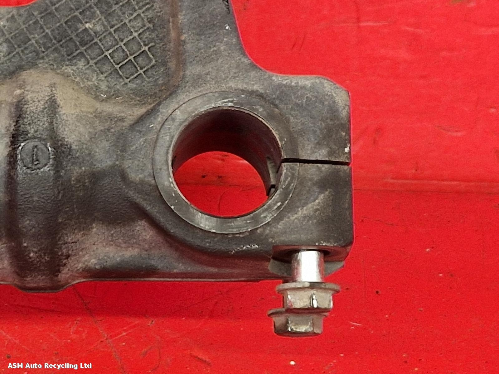 View Auto part FORKS Honda Cb750 Hornet 2023