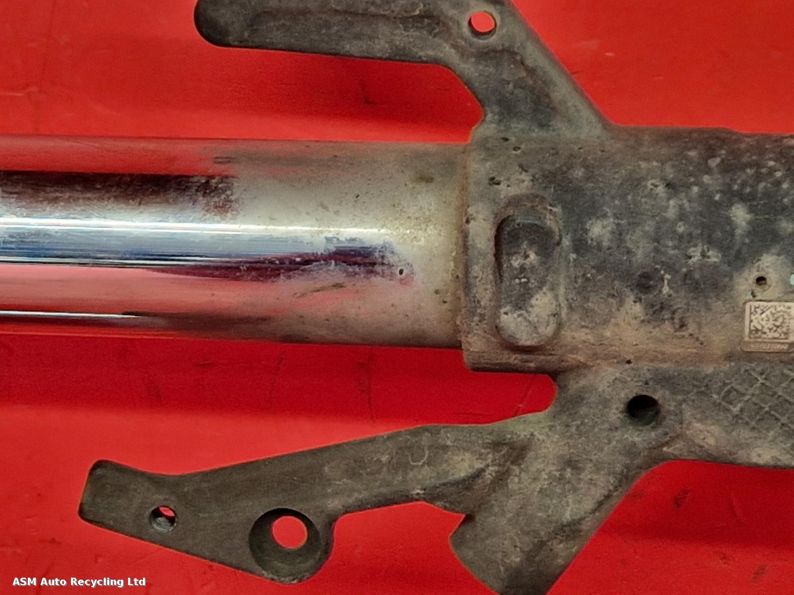 View Auto part FORKS Honda Cb750 Hornet 2023