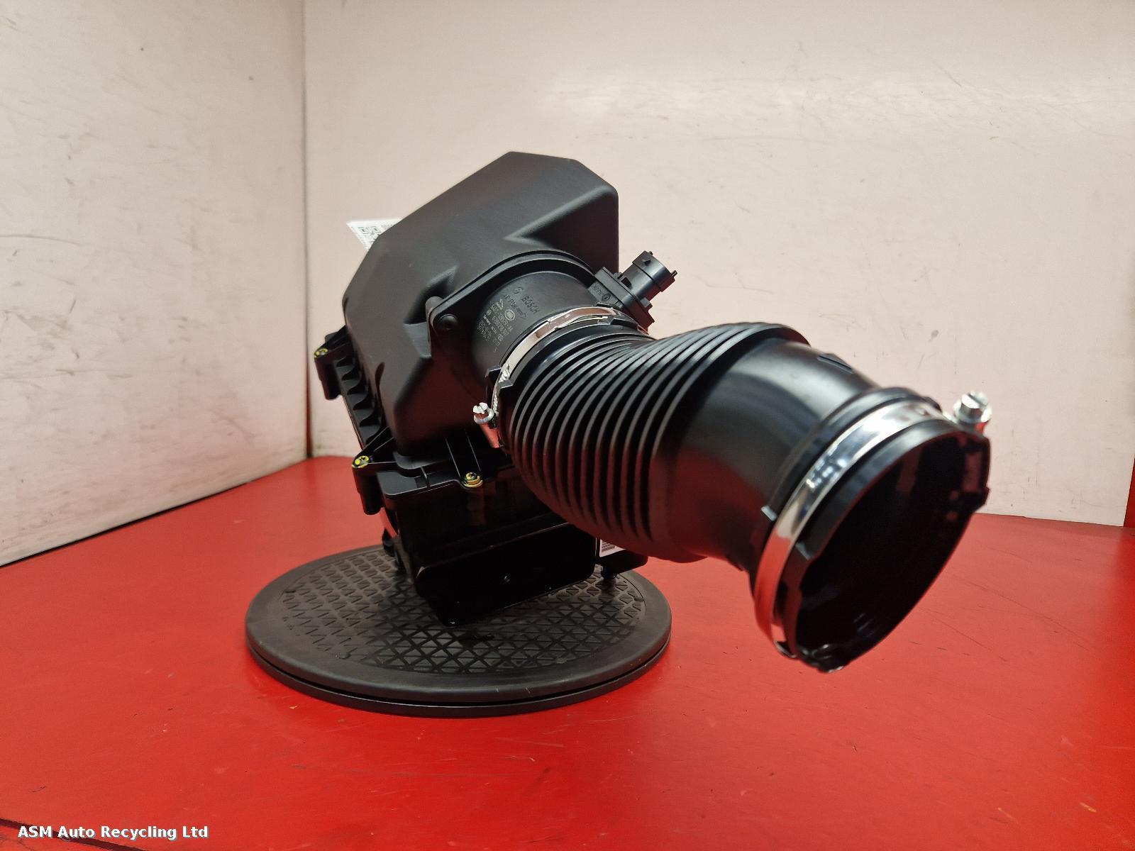 View Auto part Air Cleaner/Box Jaguar F-pace 2022