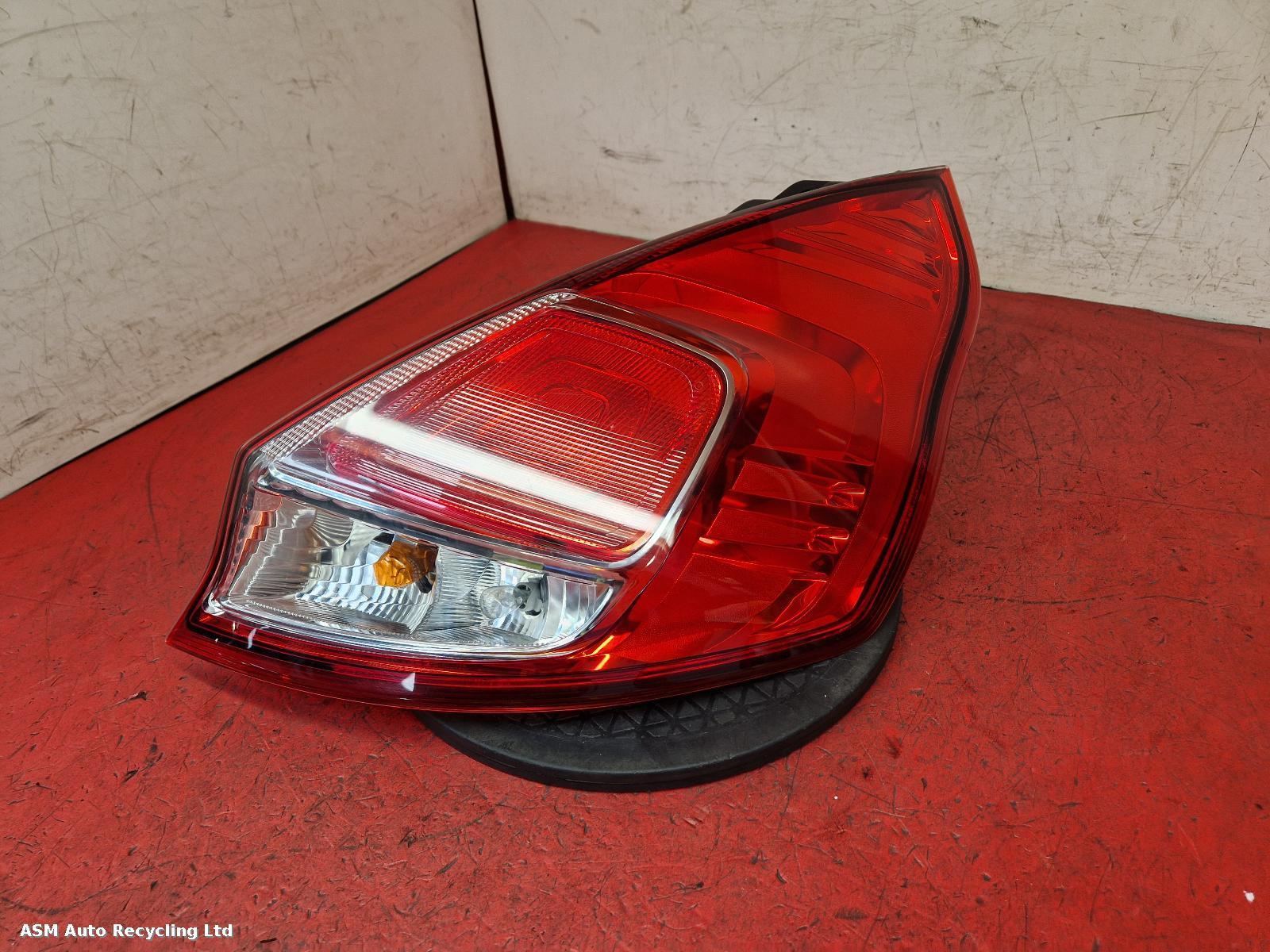 View Auto part R Taillight Ford Fiesta 2016