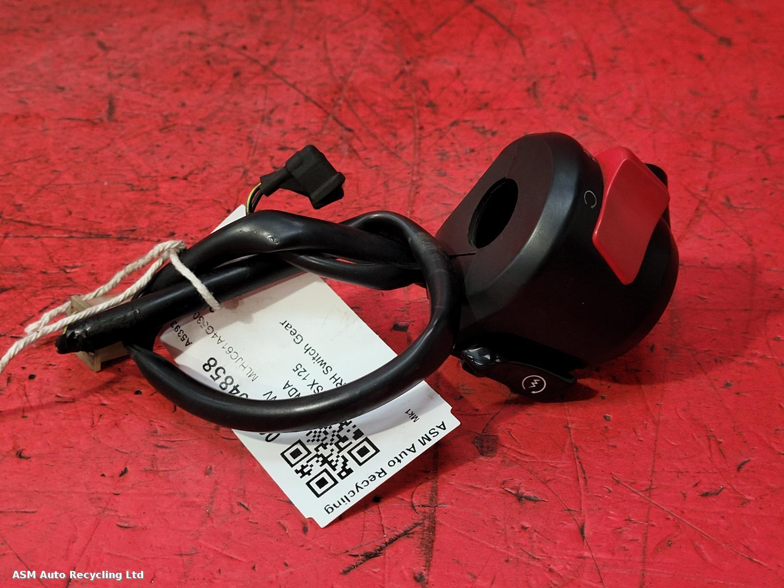 View Auto part RH Switch Gear Honda Msx 125 2016