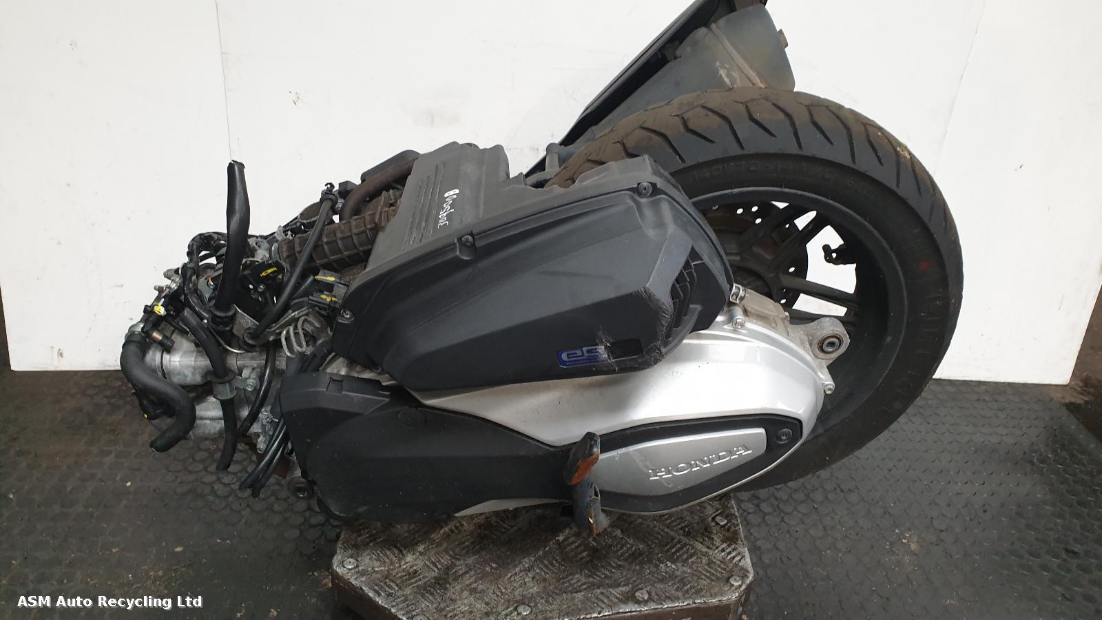 View Auto part Engine Honda Nss 350 Forza 2022