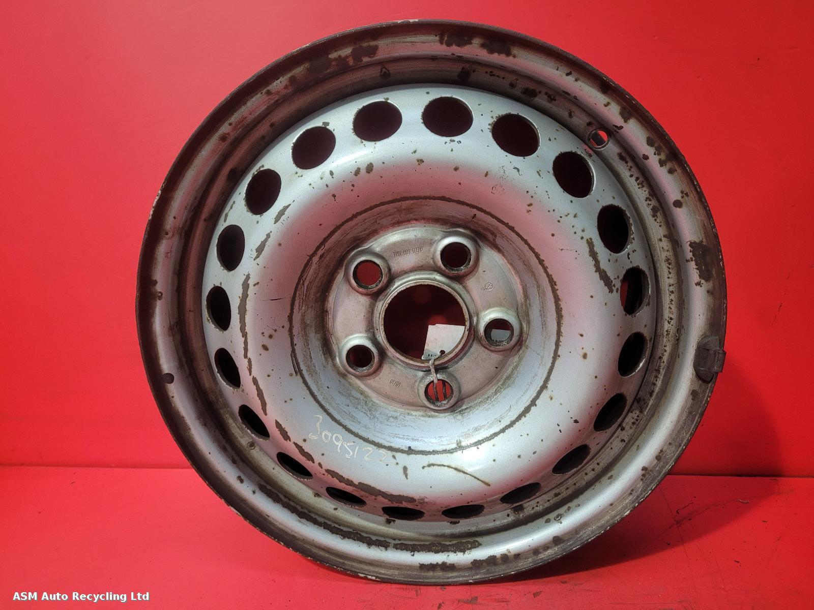 View Auto part Wheel Volkswagen Transporter 2011
