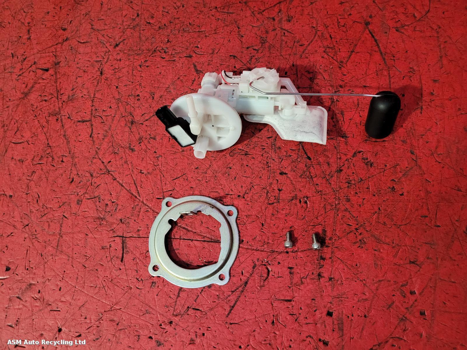View Auto part Fuel Pump Yamaha Mt 125 2022