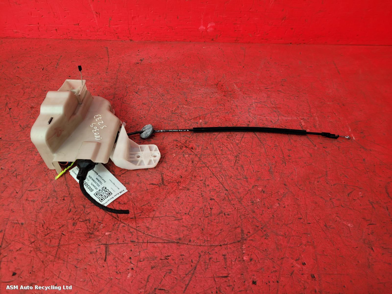 View Auto part Door Lock Assembly Volkswagen Touran 2006