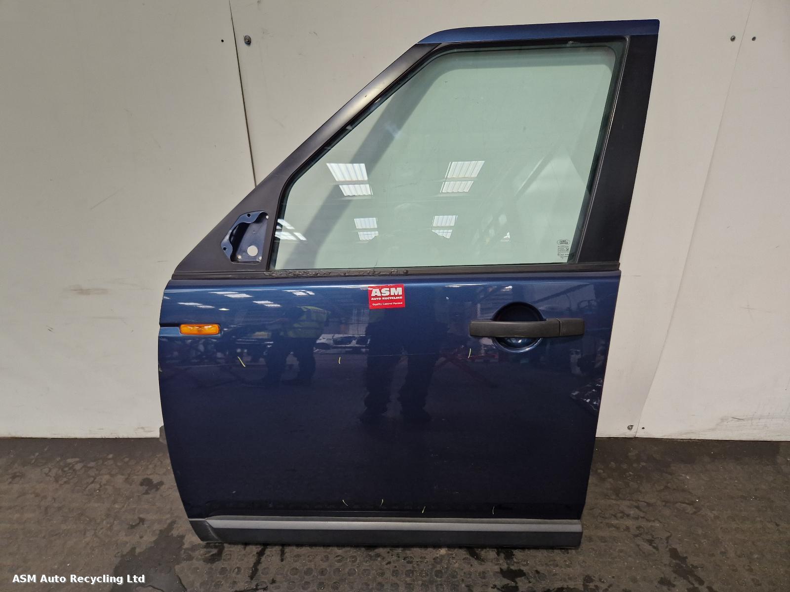 View Auto part L Front Door Land Rover Discovery 2006
