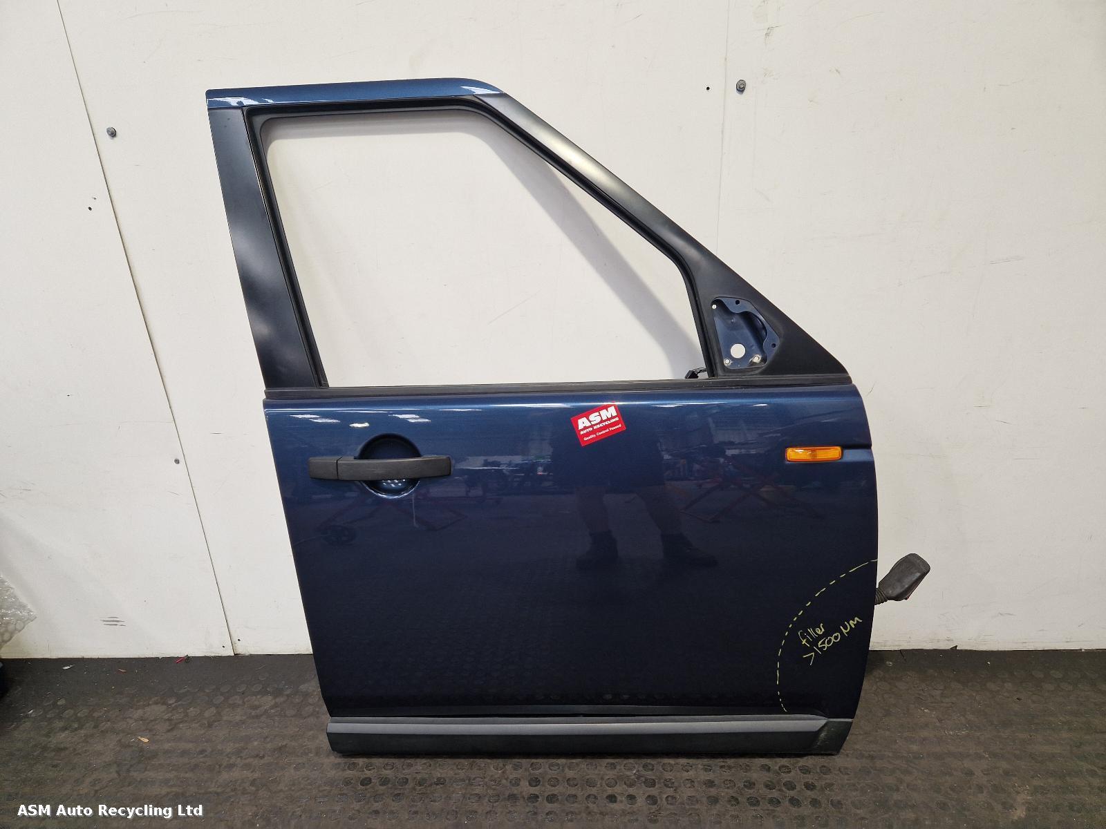 View Auto part R Front Door Land Rover Discovery 2006