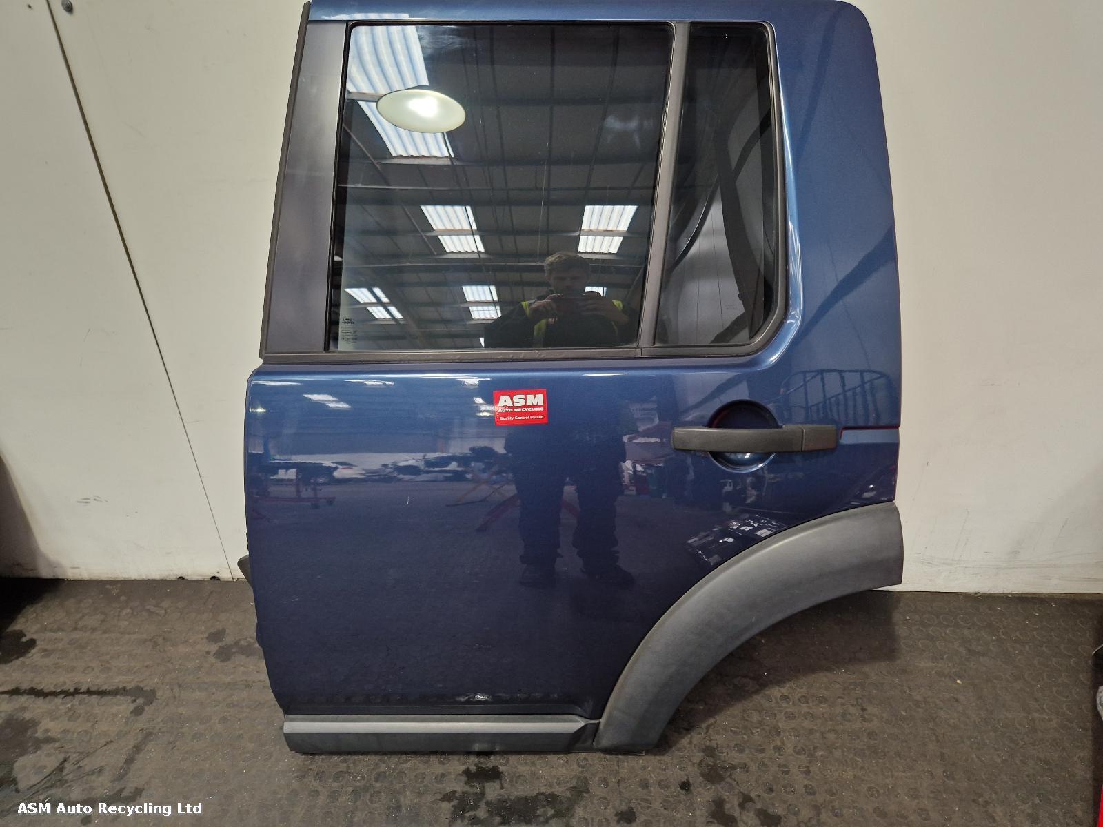 View Auto part L Rear Door Land Rover Discovery 2006