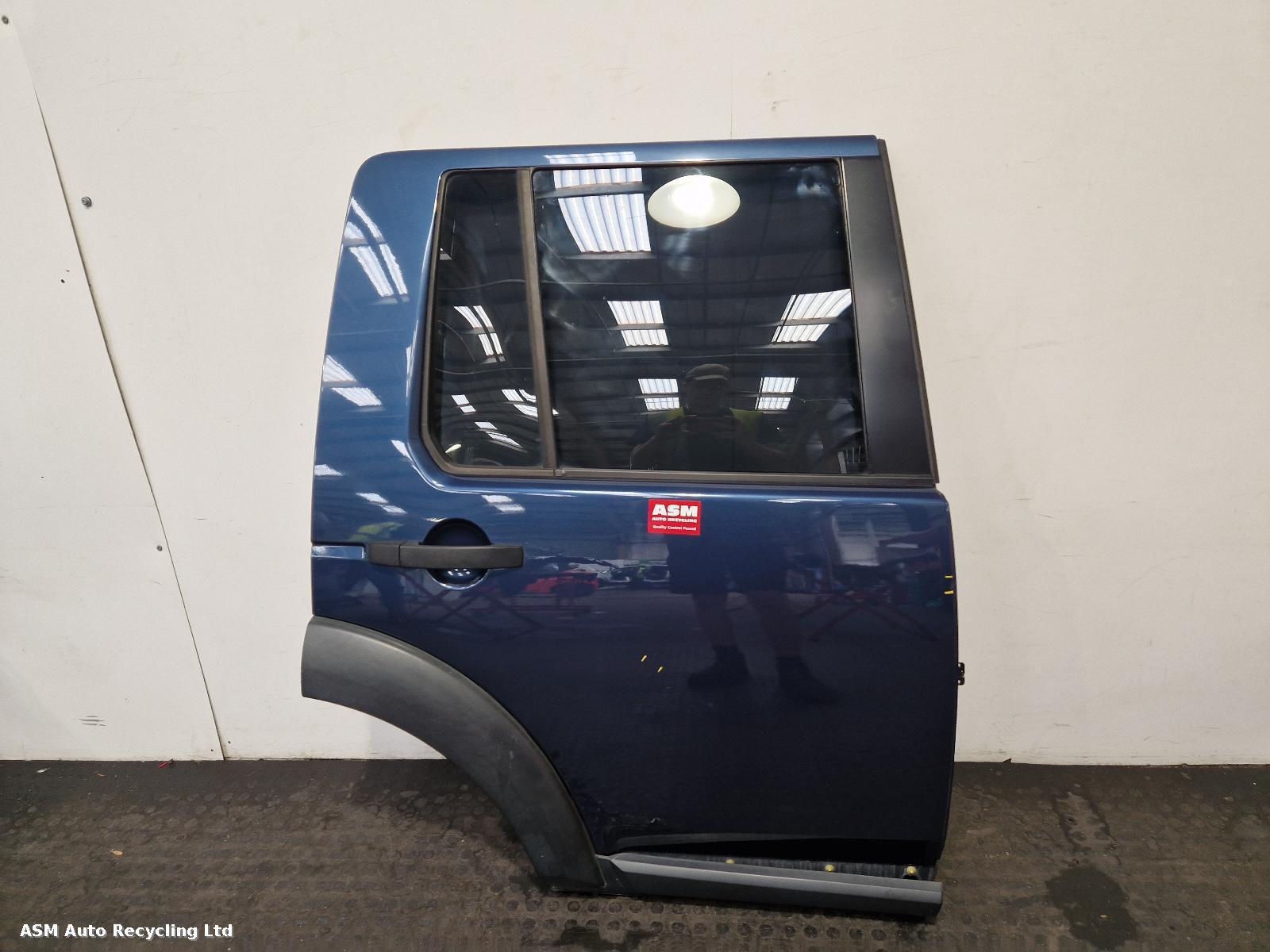 View Auto part R Rear Door Land Rover Discovery 2006
