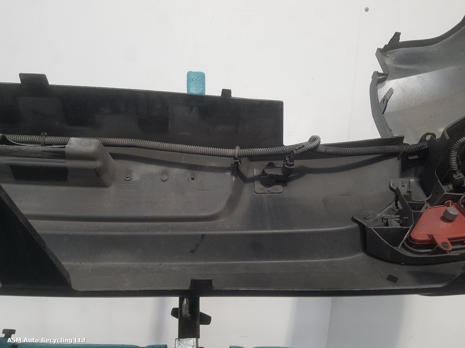 View Auto part Rear Bumper Peugeot 3008 2010