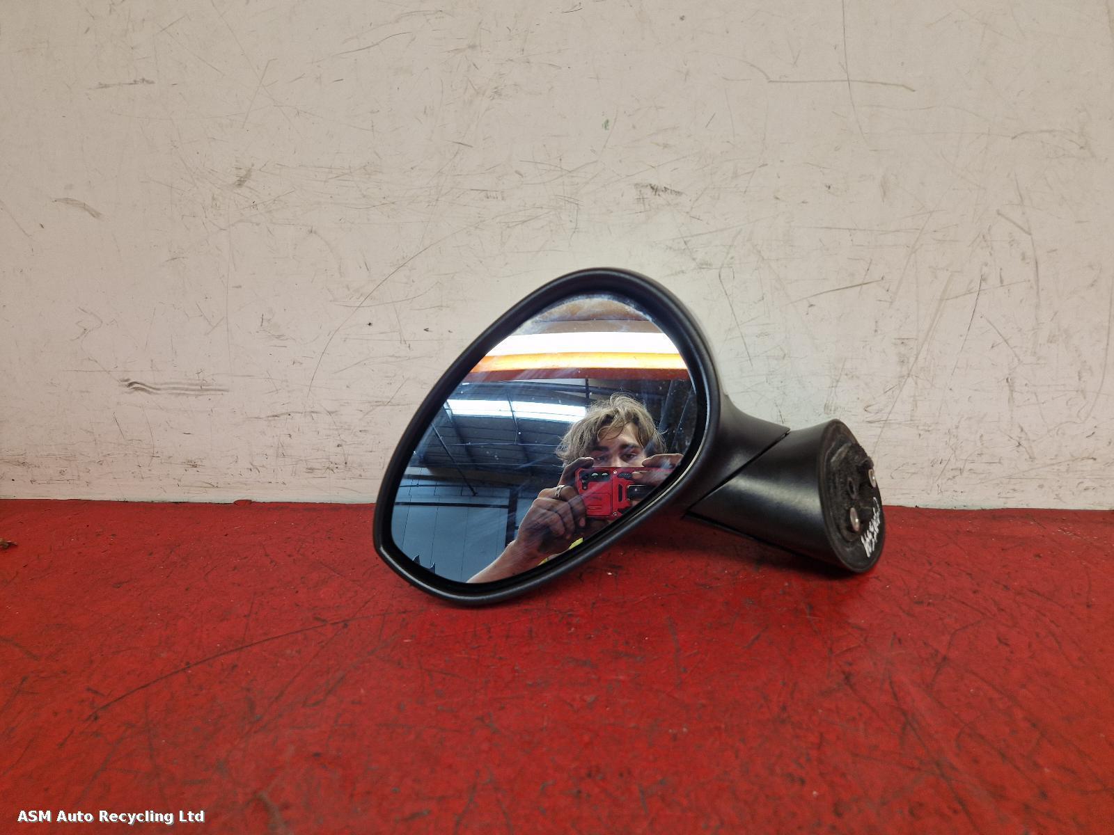 View Auto part L Door Mirror Fiat 500 2016