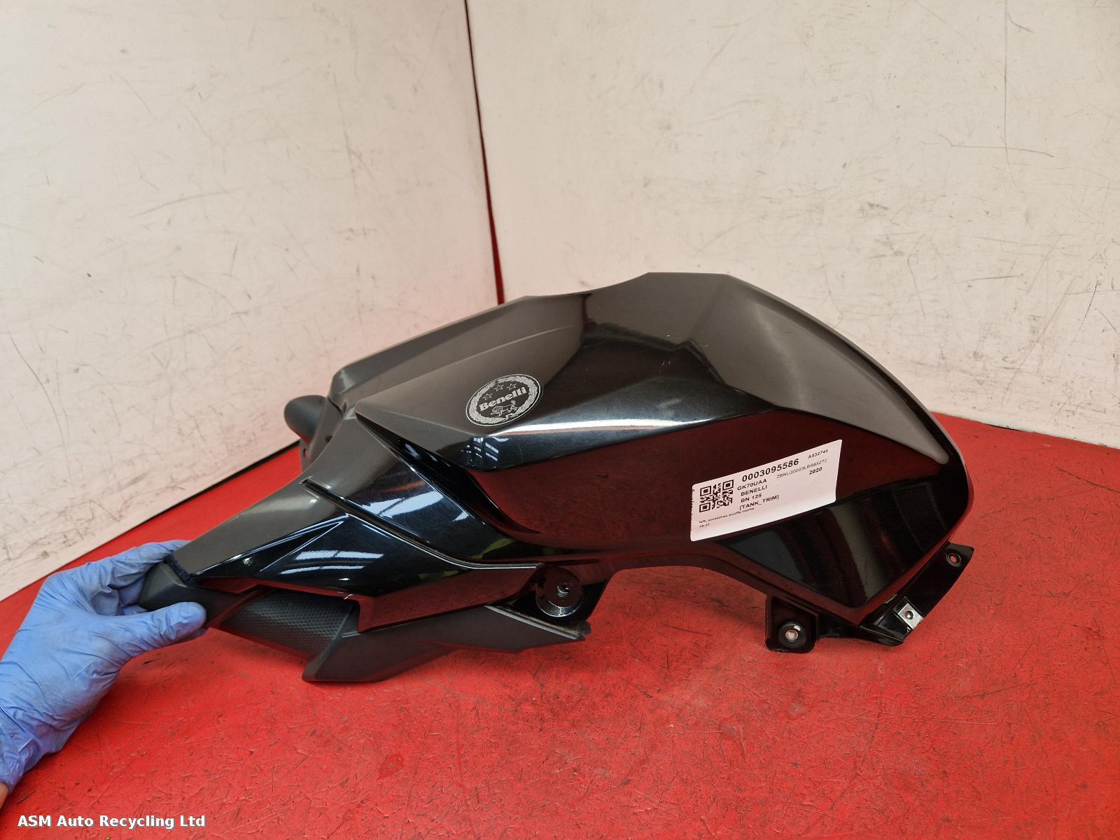 View Auto part Tank Trim Benelli Bn 125 2020