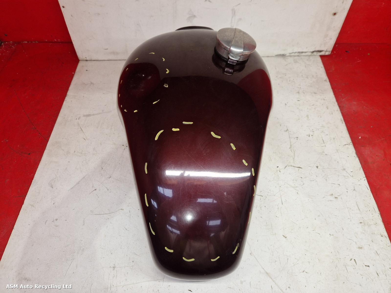 View Auto part Fuel Tank Triumph Bonneville Bobber 2018
