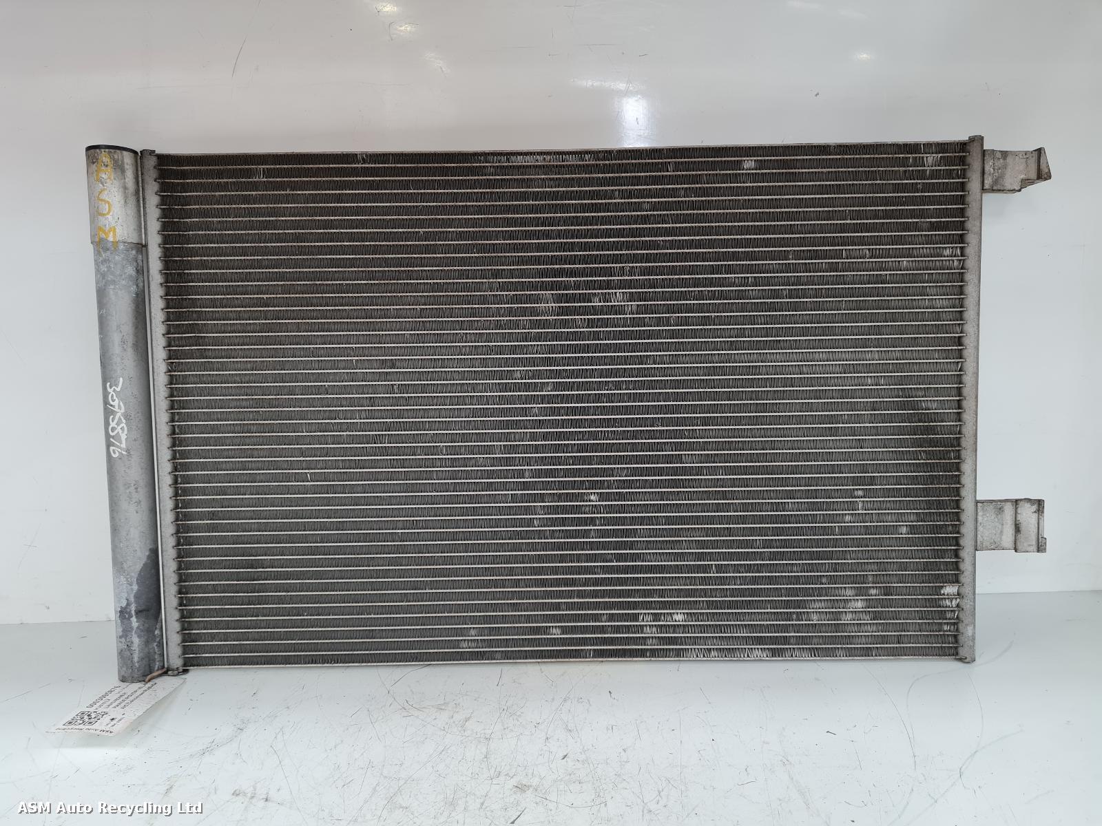 View Auto part Condenser Land Rover Range Rover Velar 2017