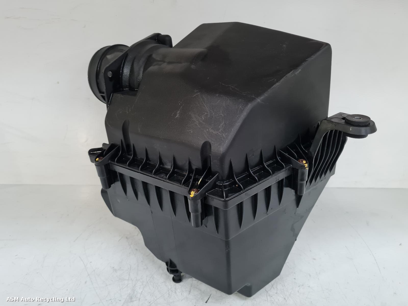 View Auto part Air Cleaner/Box Land Rover Range Rover Velar 2017