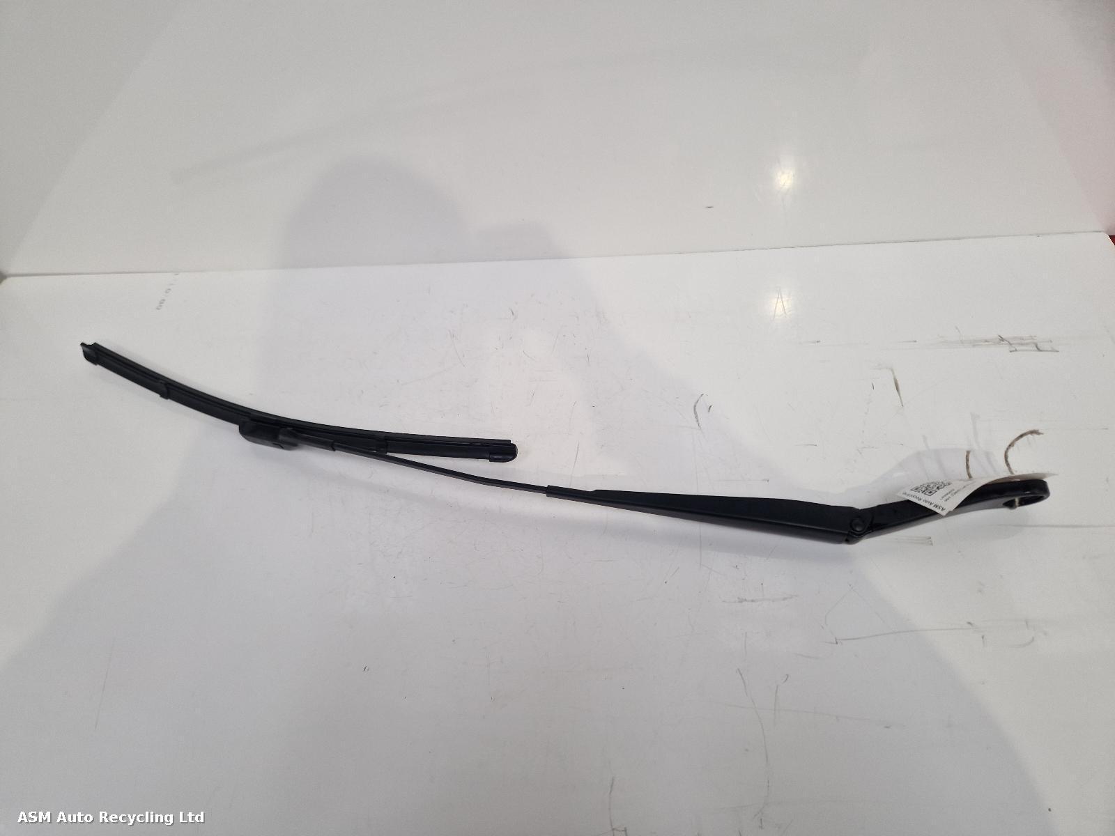 View Auto part Wiper Arm Land Rover Range Rover Velar 2017