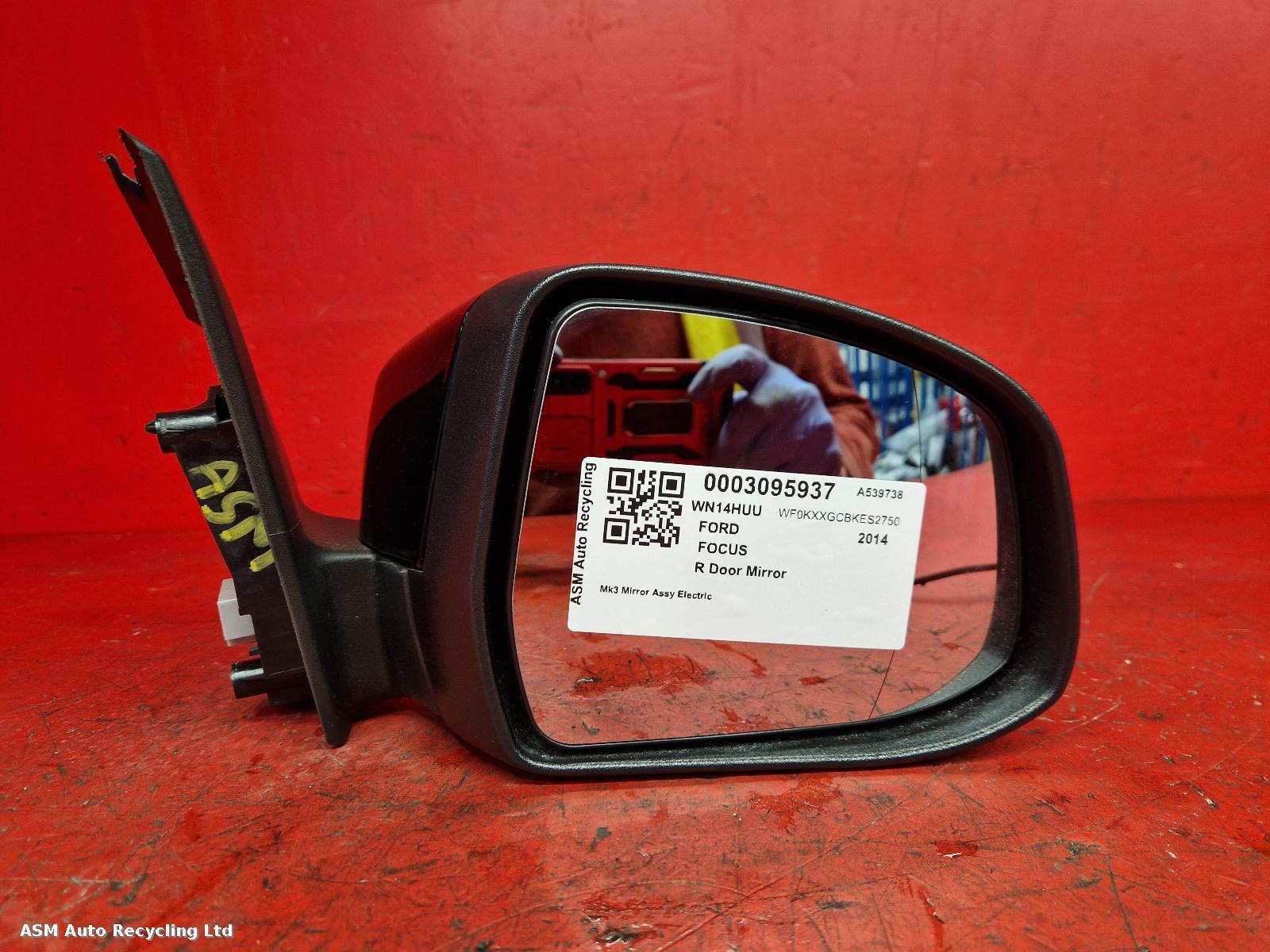 View Auto part R Door Mirror Ford Focus 2014