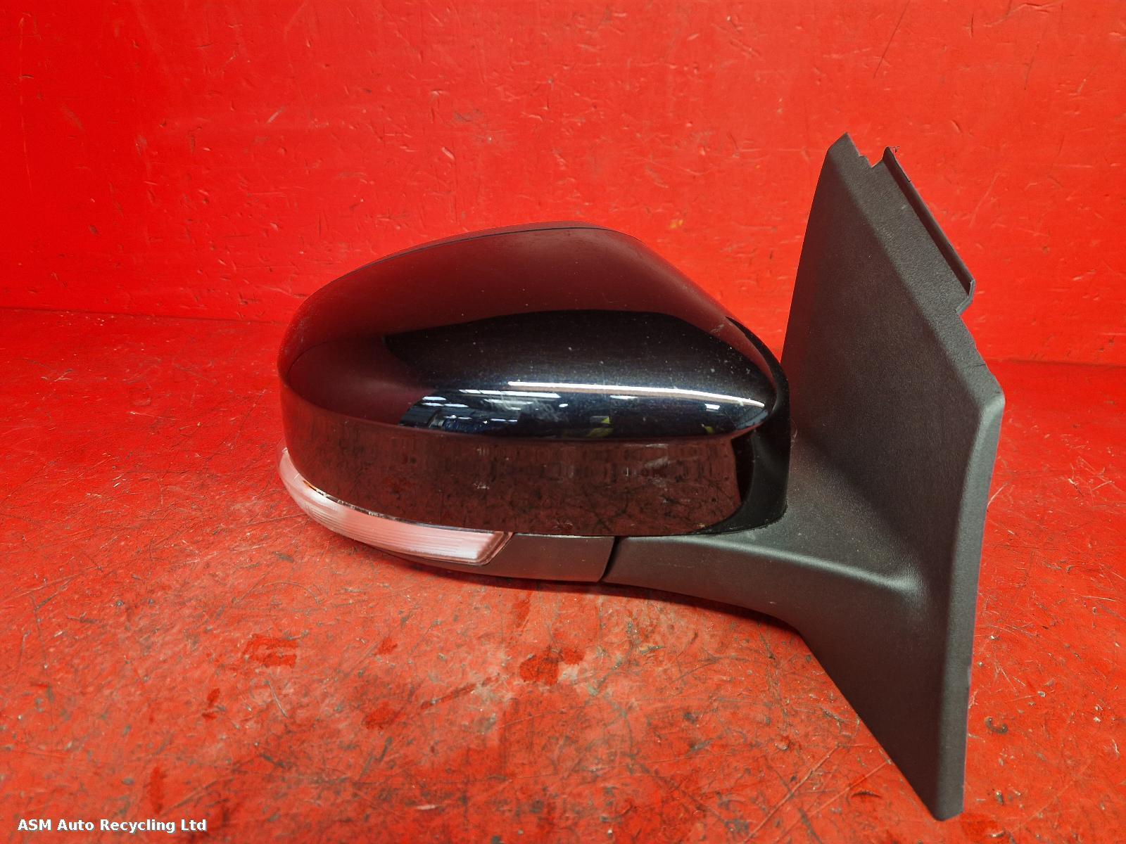 View Auto part R Door Mirror Ford Focus 2014