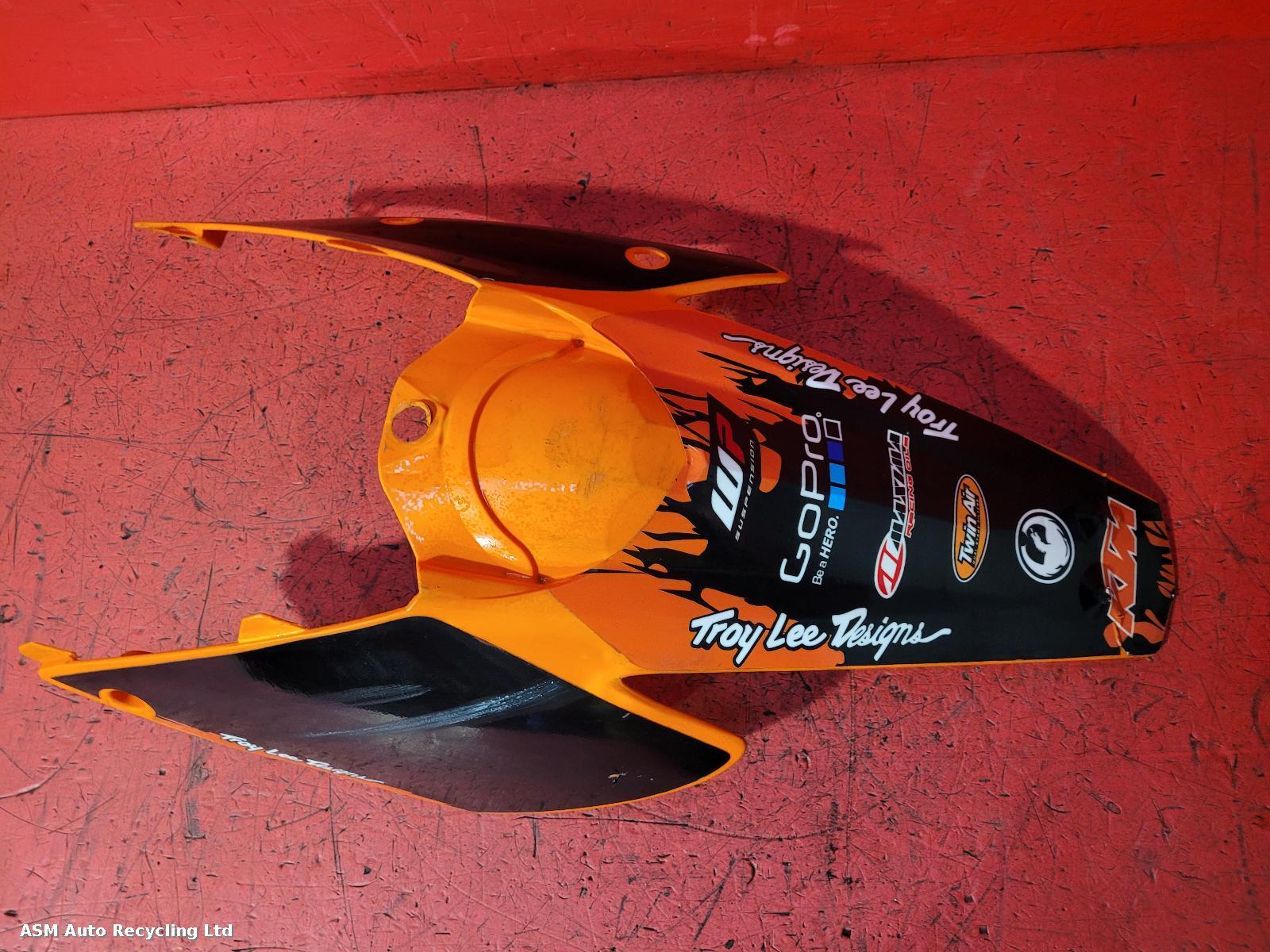 View Auto part Seat Cowl Ktm 250 Exc 2004