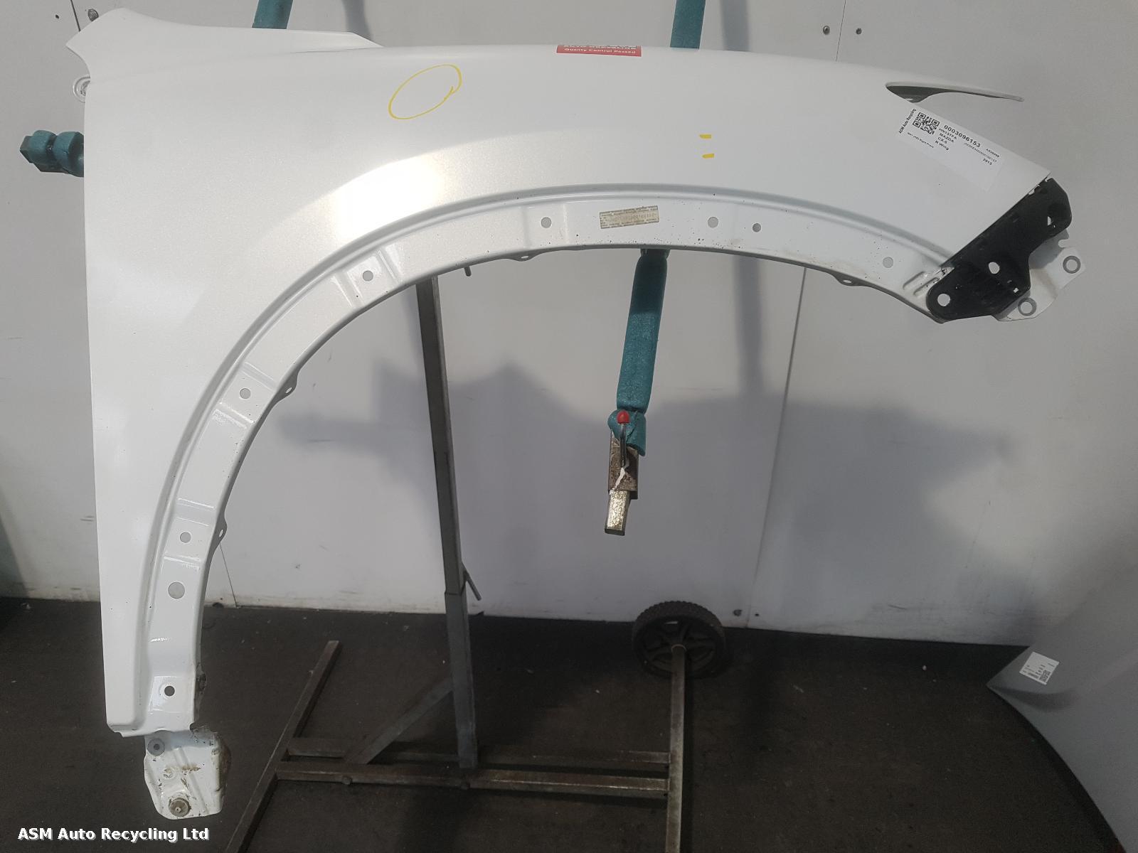 View Auto part R Wing Mazda Cx-5 2013