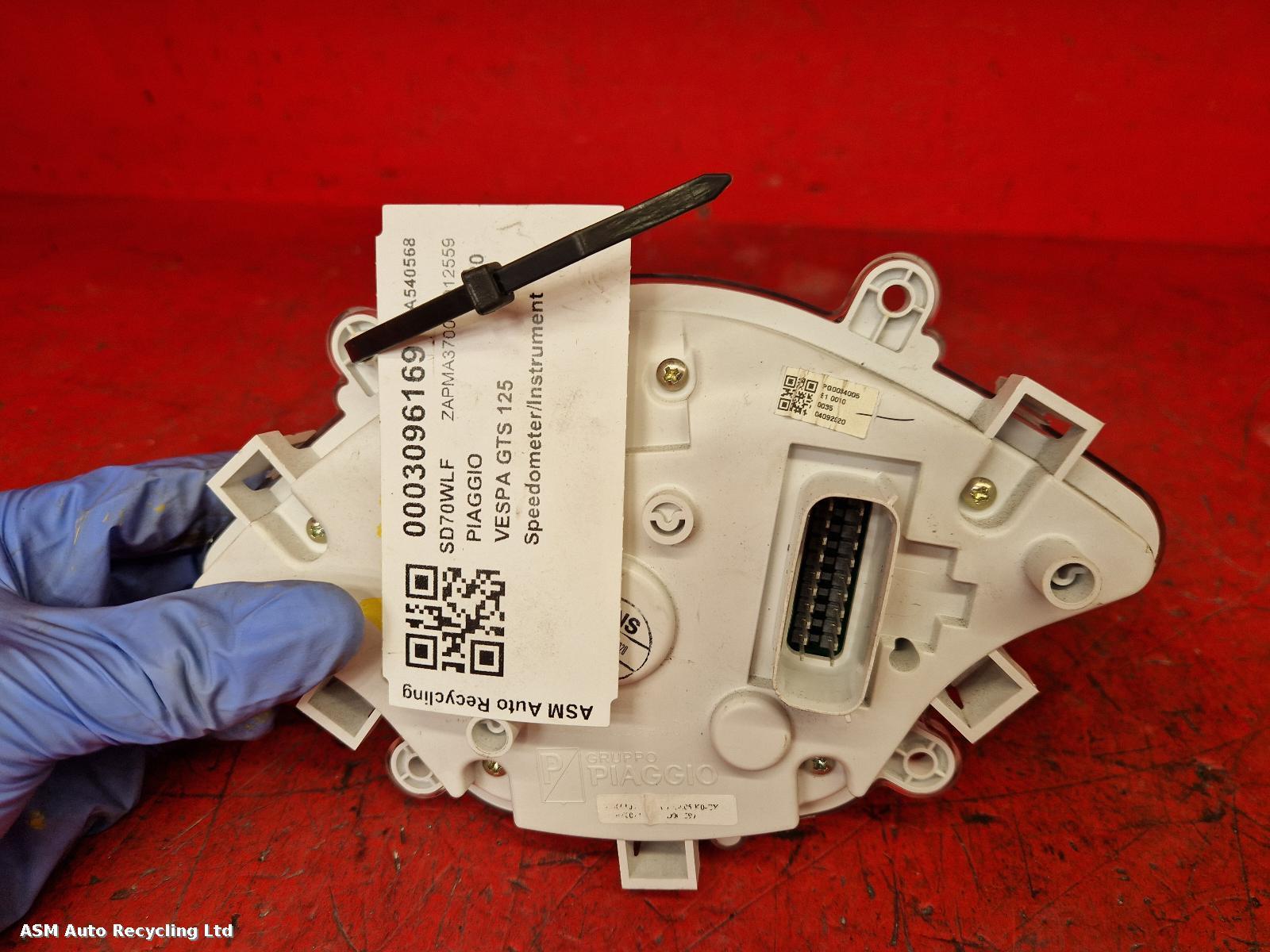 2020 Piaggio Vespa Gts 125 Speedometer View Auto part Speedometer Piaggio Vespa Gts 125 2020