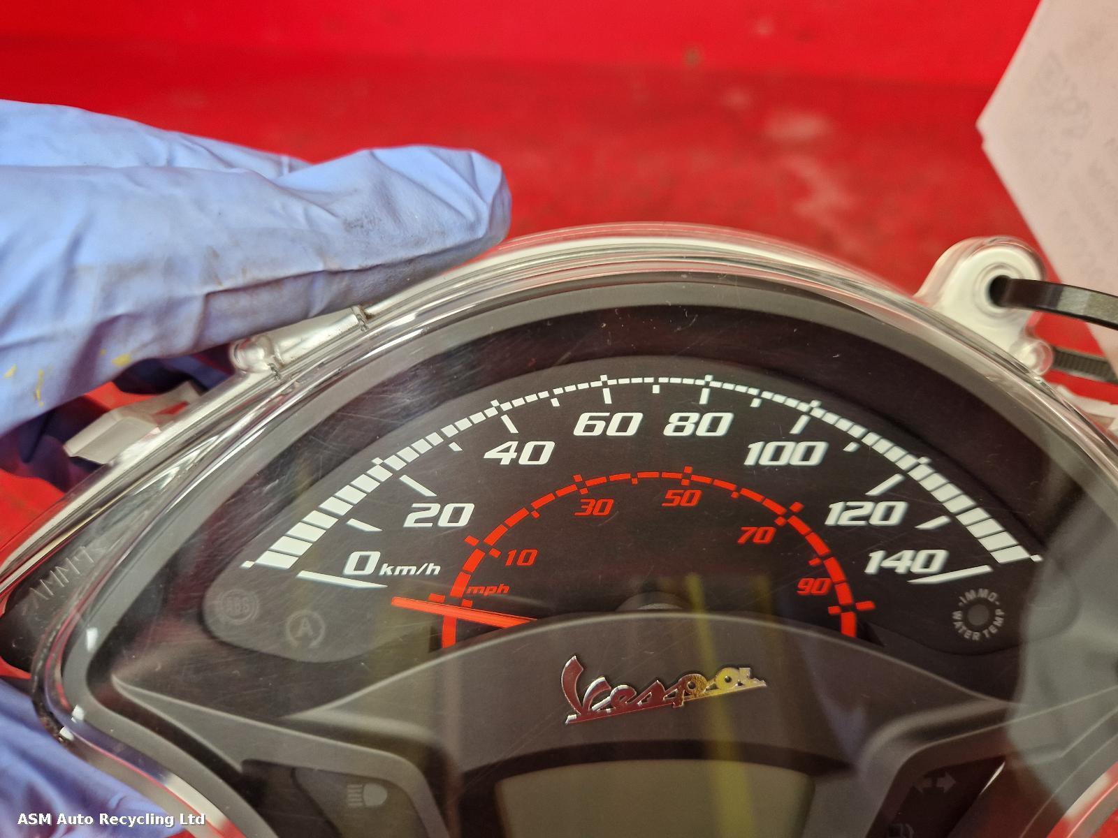 2020 Piaggio Vespa Gts 125 Speedometer View Auto part Speedometer Piaggio Vespa Gts 125 2020