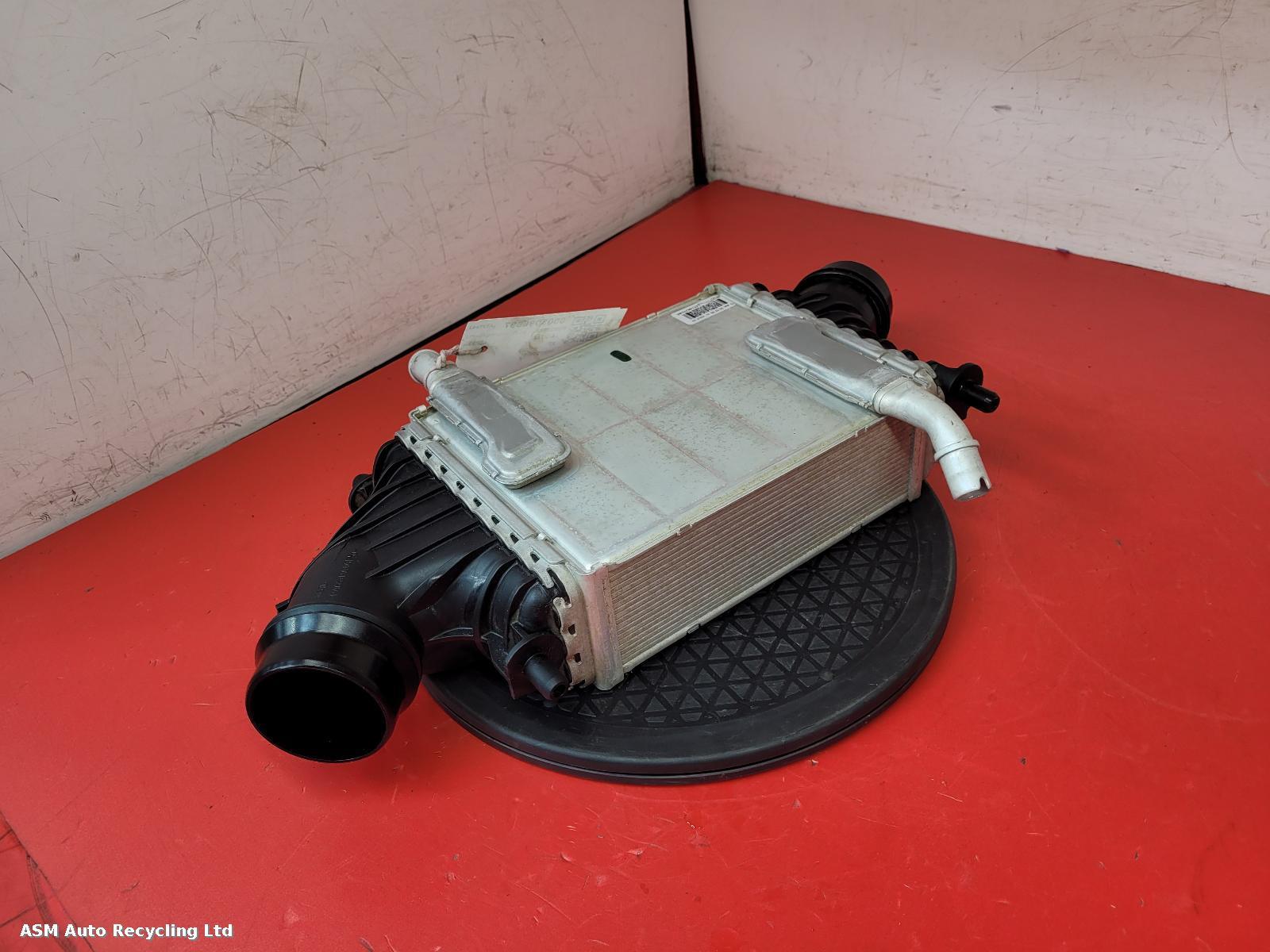 View Auto part Intercooler Jaguar Xf 2023