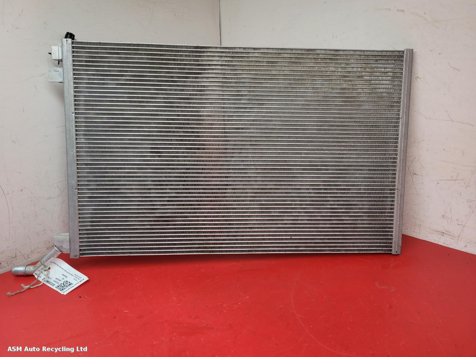 View Auto part Radiator Jaguar Xf 2023
