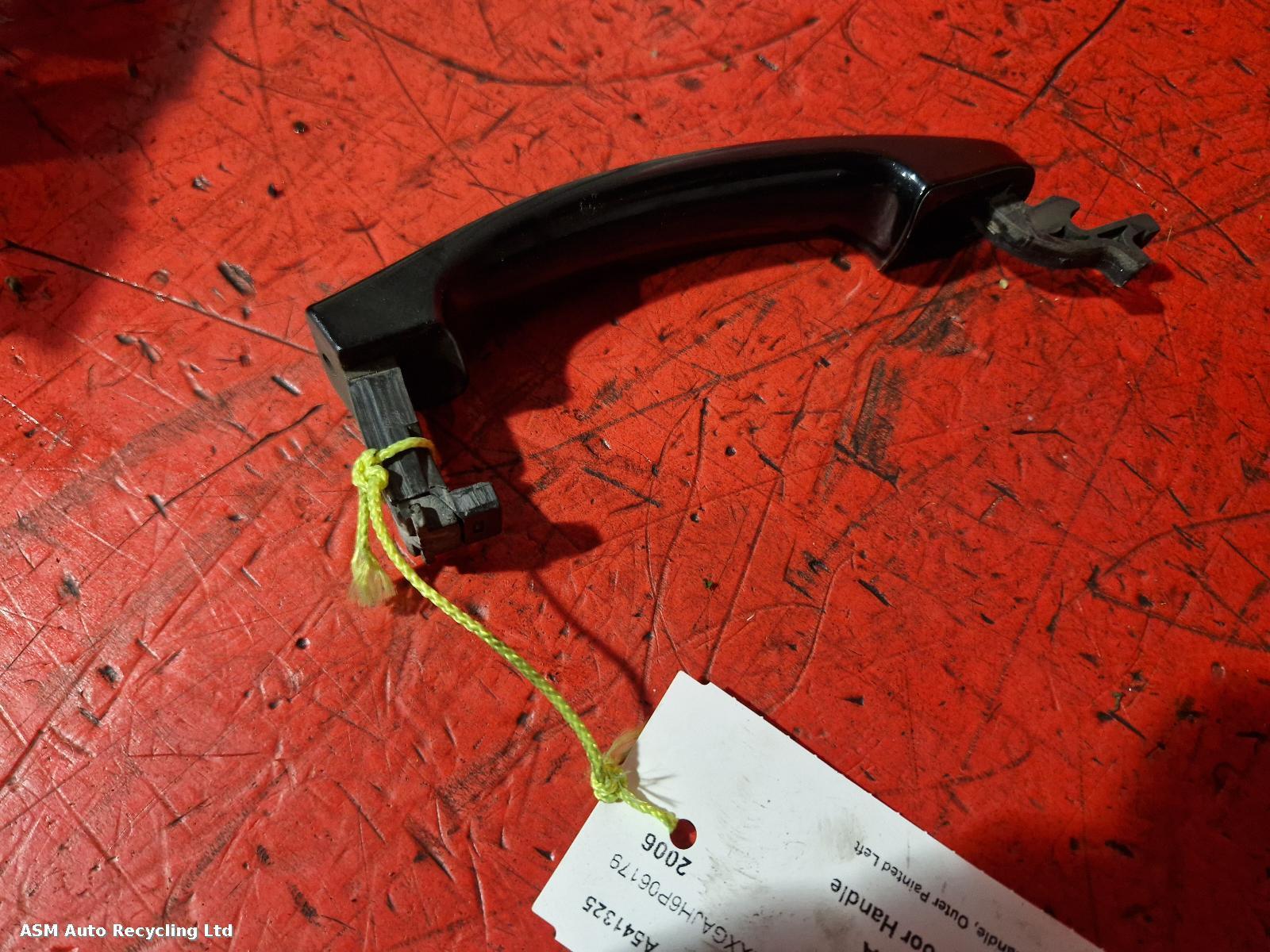 View Auto part Door Handle Ford Fiesta 2006