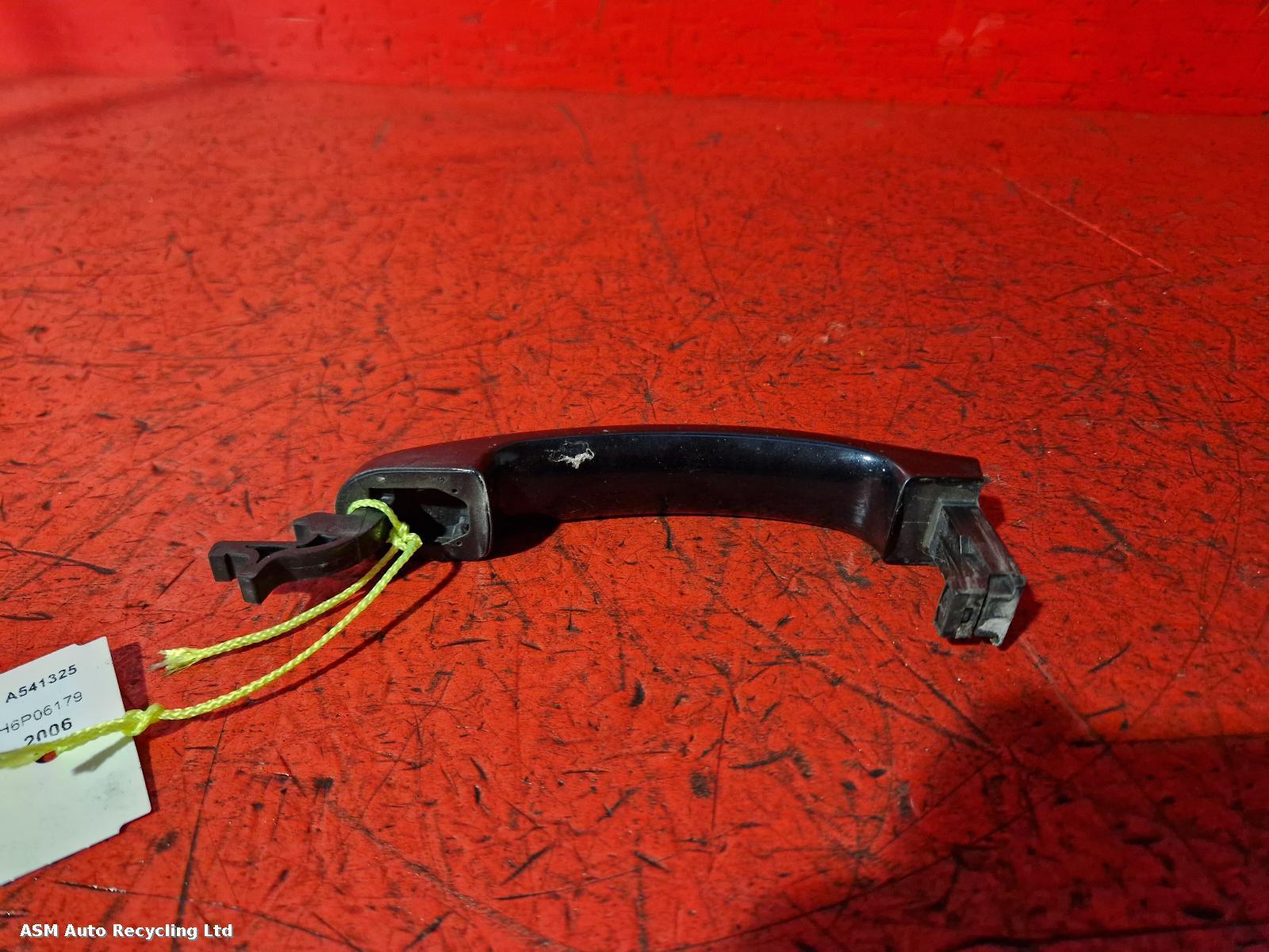 View Auto part Door Handle Ford Fiesta 2006