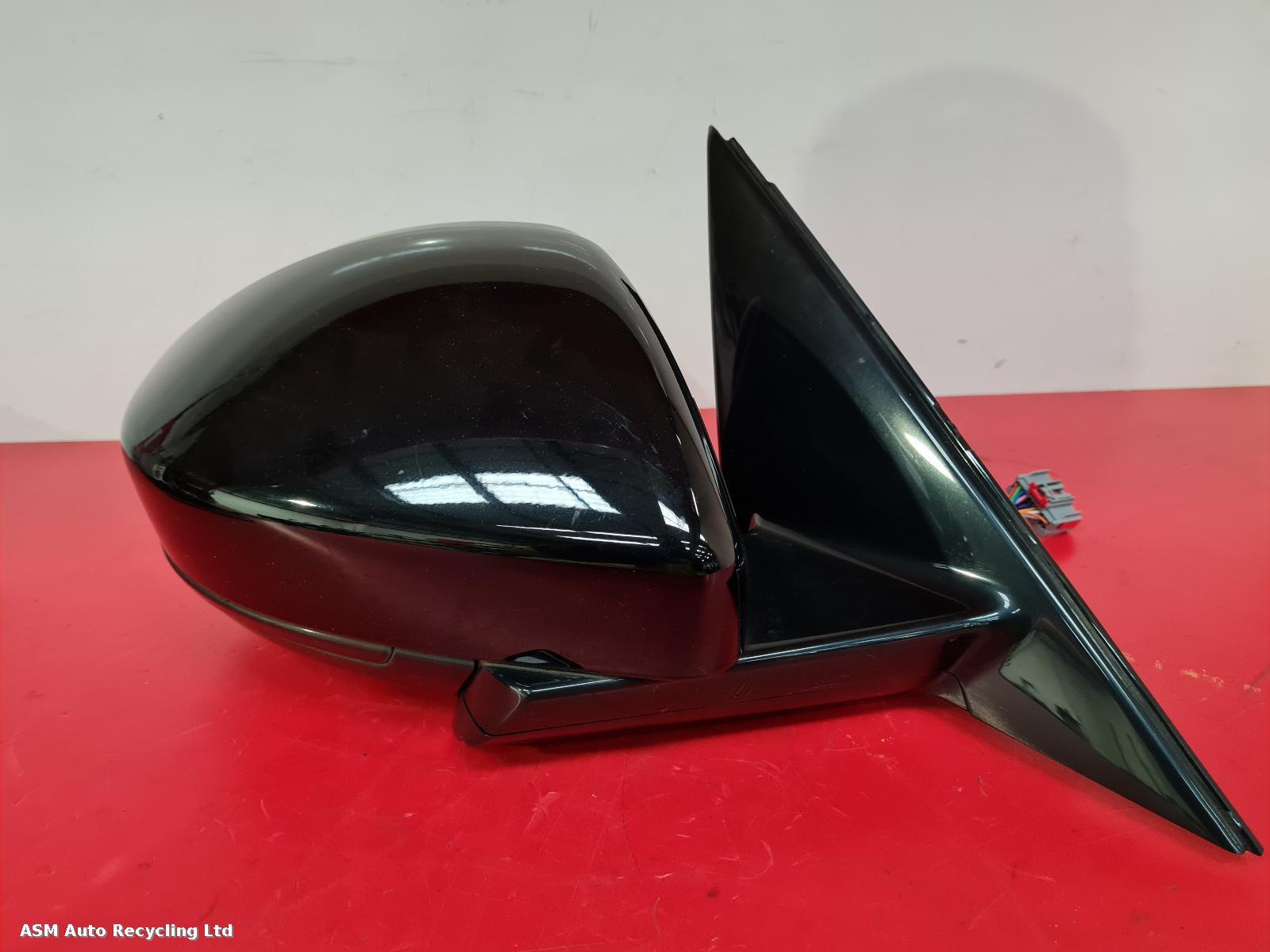 View Auto part R Door Mirror Jaguar F-pace 2023