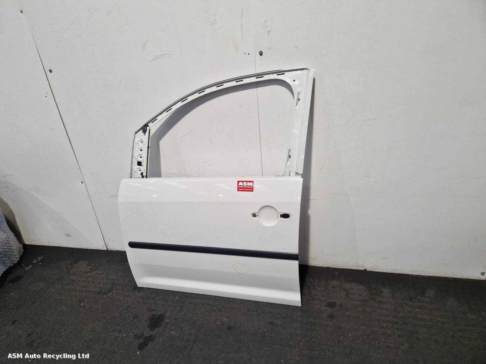 View Auto part L Front Door Volkswagen Caddy 2007