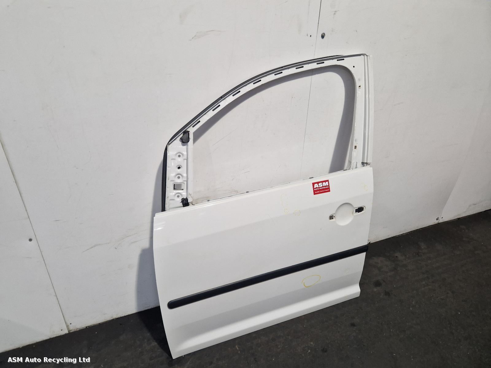 View Auto part L Front Door Volkswagen Caddy 2007