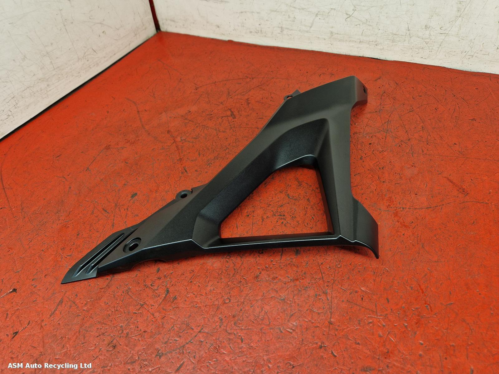 View Auto part Side Panel Left Honda Cb125r 2024