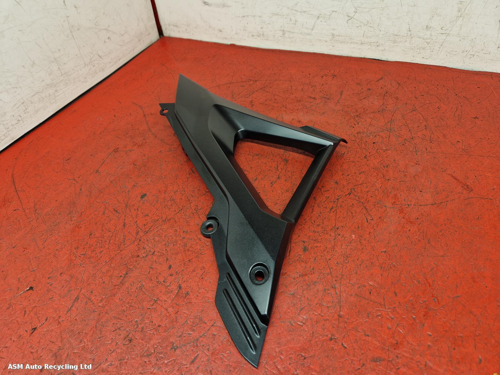 View Auto part Side Panel Left Honda Cb125r 2024