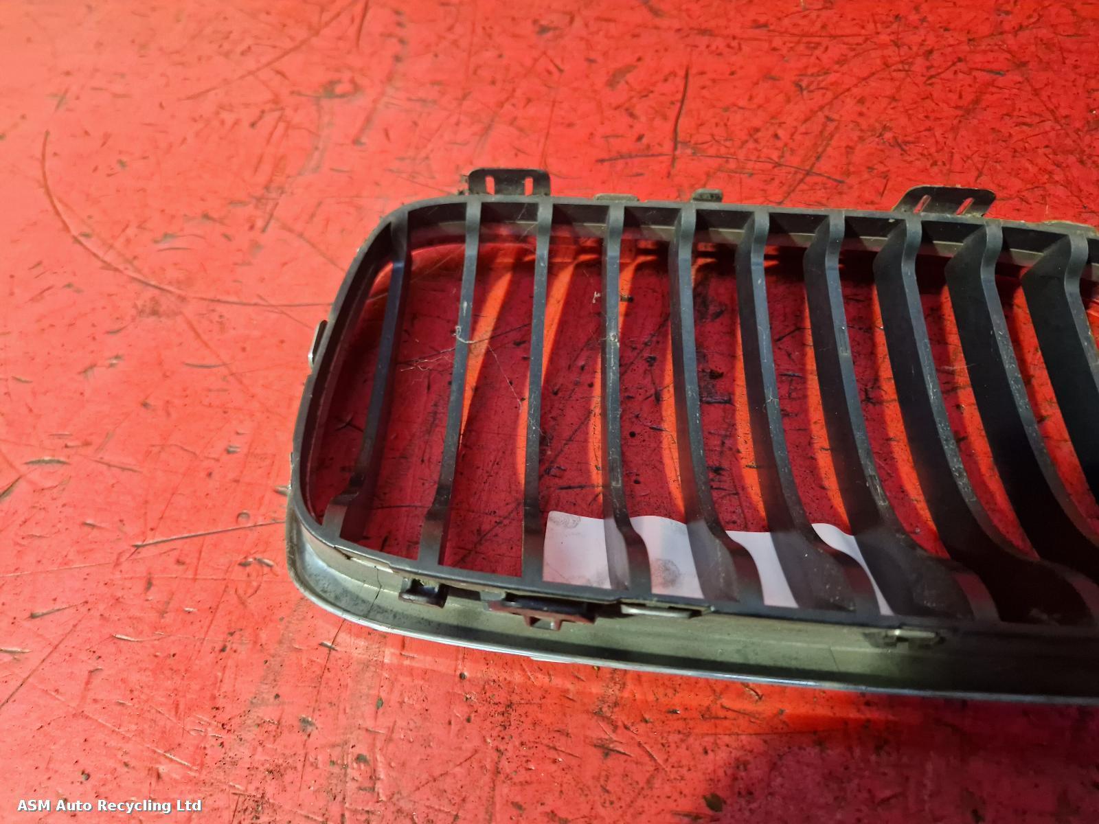 View Auto part Grille Bmw 3 Series 2011