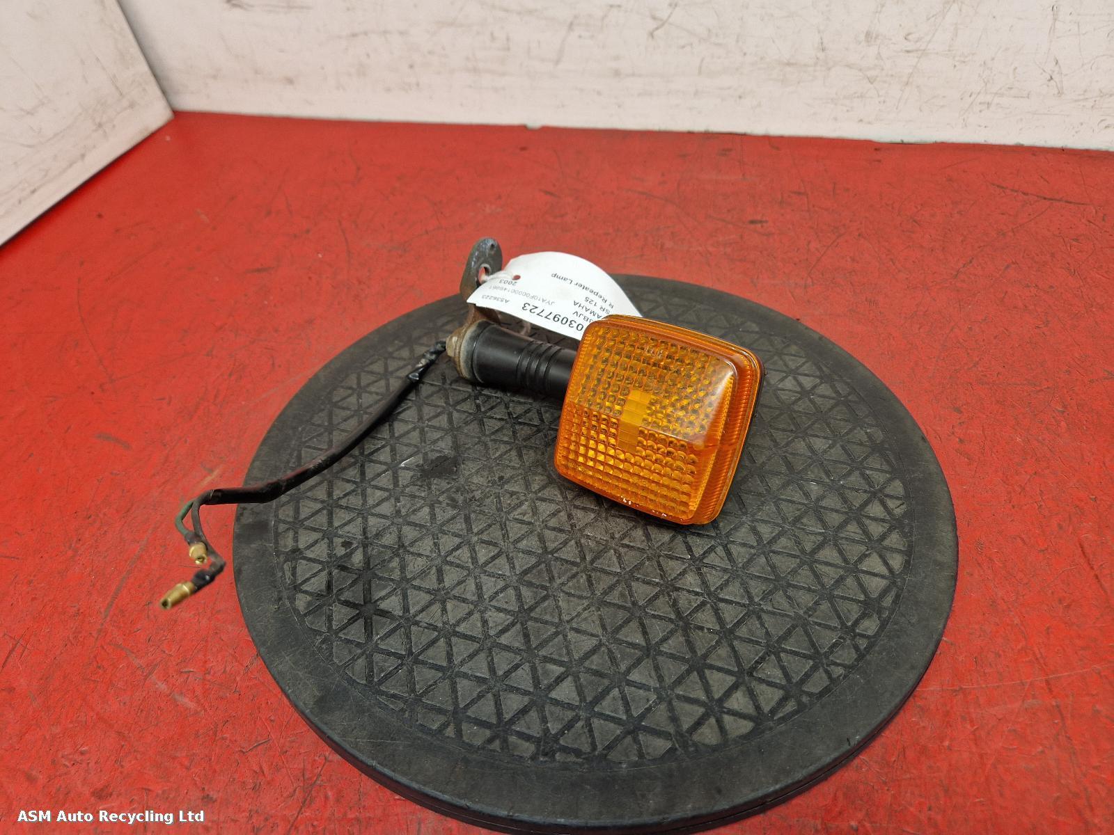 View Auto part R Repeater Lamp Yamaha Sr 125 2003