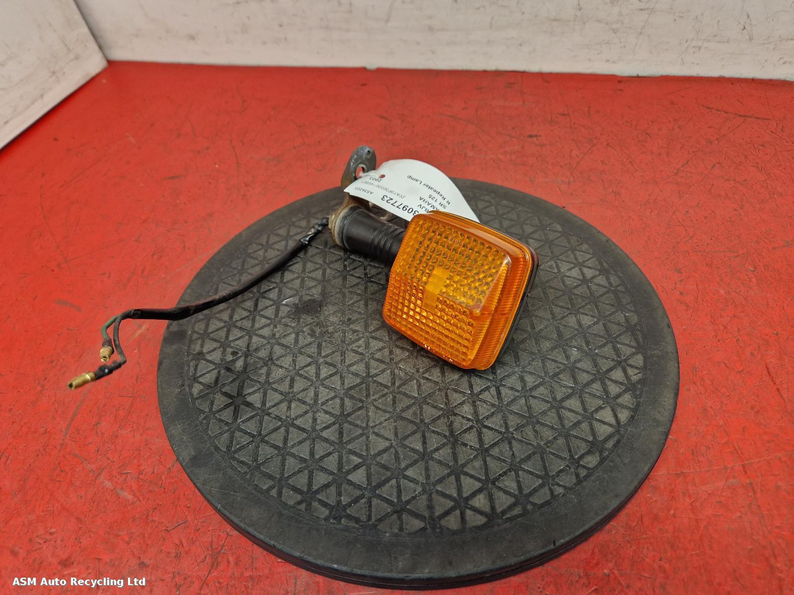 View Auto part R Repeater Lamp Yamaha Sr 125 2003