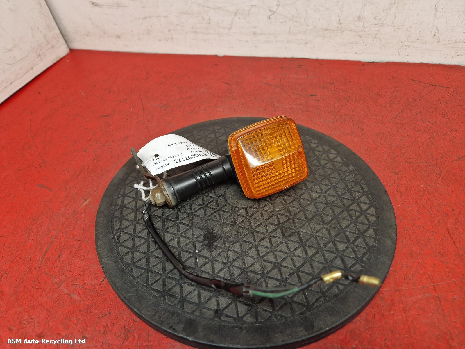View Auto part R Repeater Lamp Yamaha Sr 125 2003