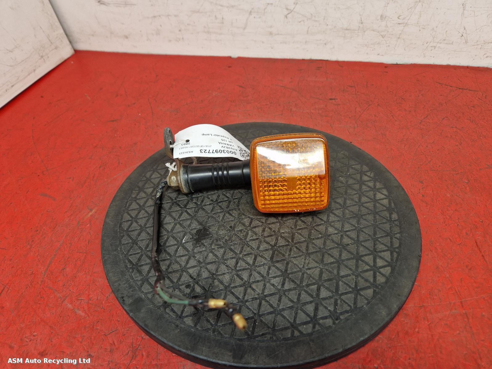 View Auto part R Repeater Lamp Yamaha Sr 125 2003