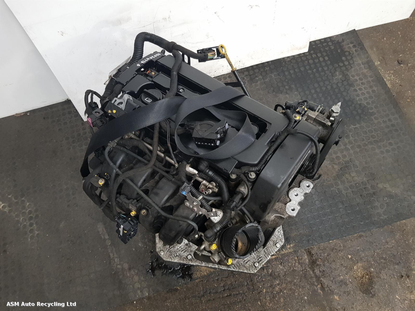 View Auto part Engine Vauxhall Insignia 2010