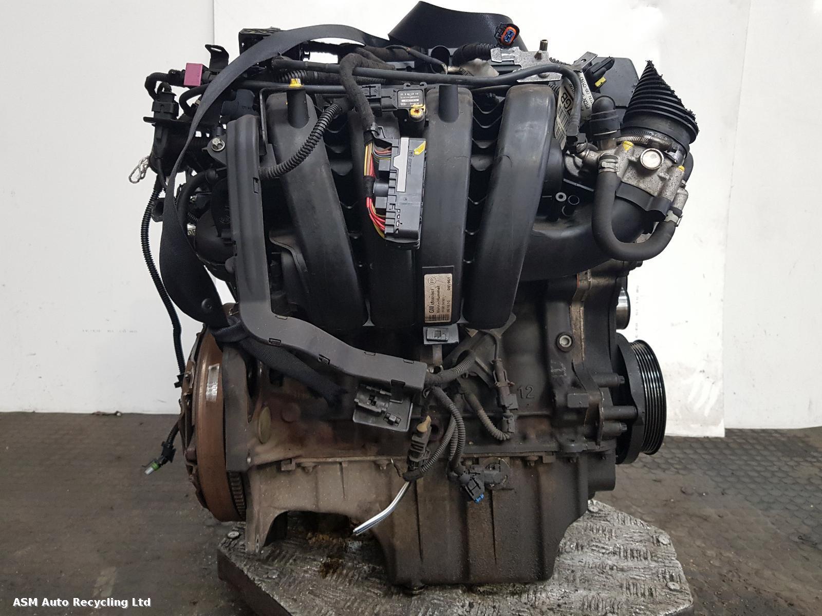 View Auto part Engine Vauxhall Insignia 2010