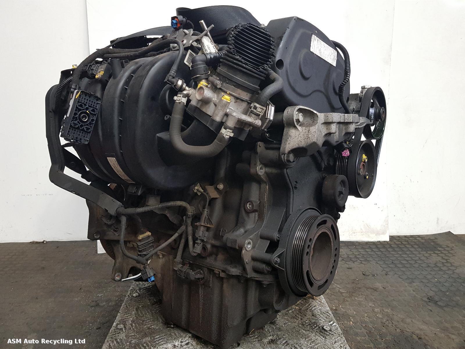 View Auto part Engine Vauxhall Insignia 2010