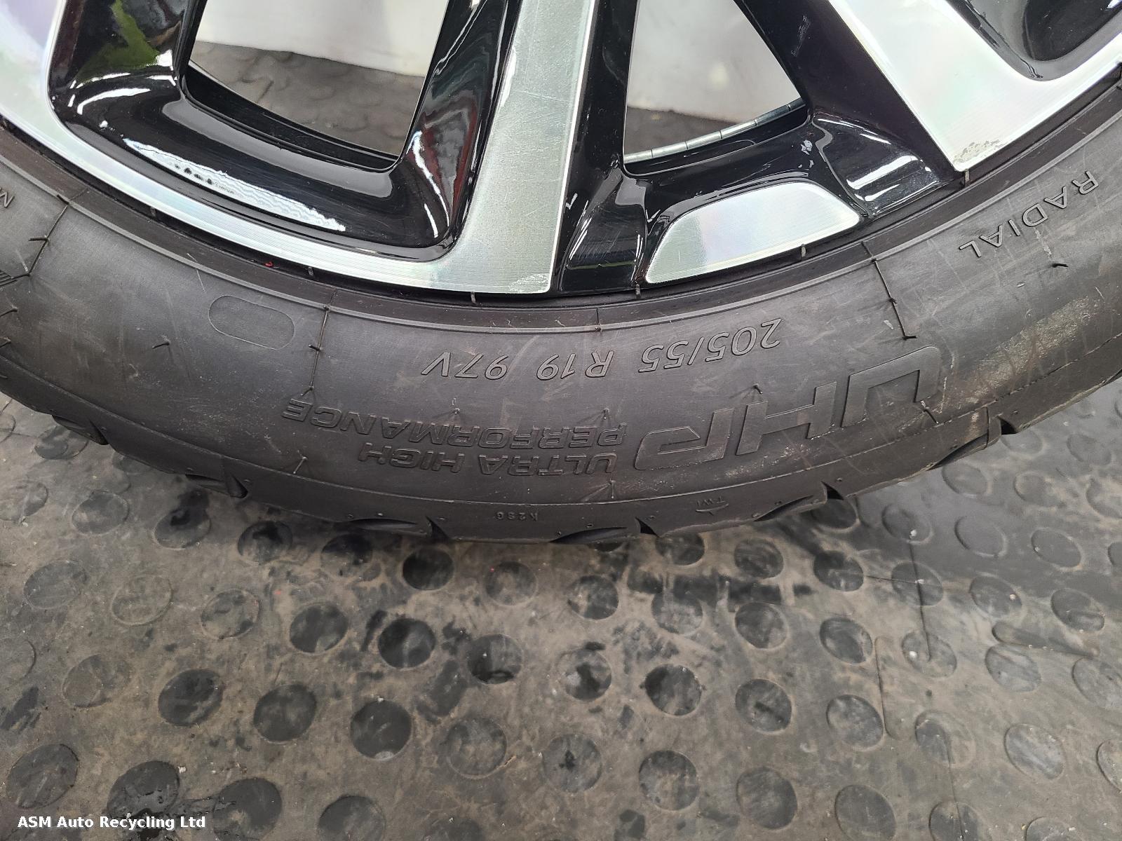 View Auto part Wheel Set Citroen C5 Aircross 2019